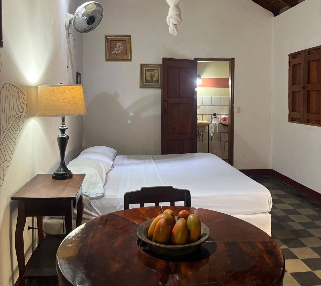 Viavia Hostel Leon