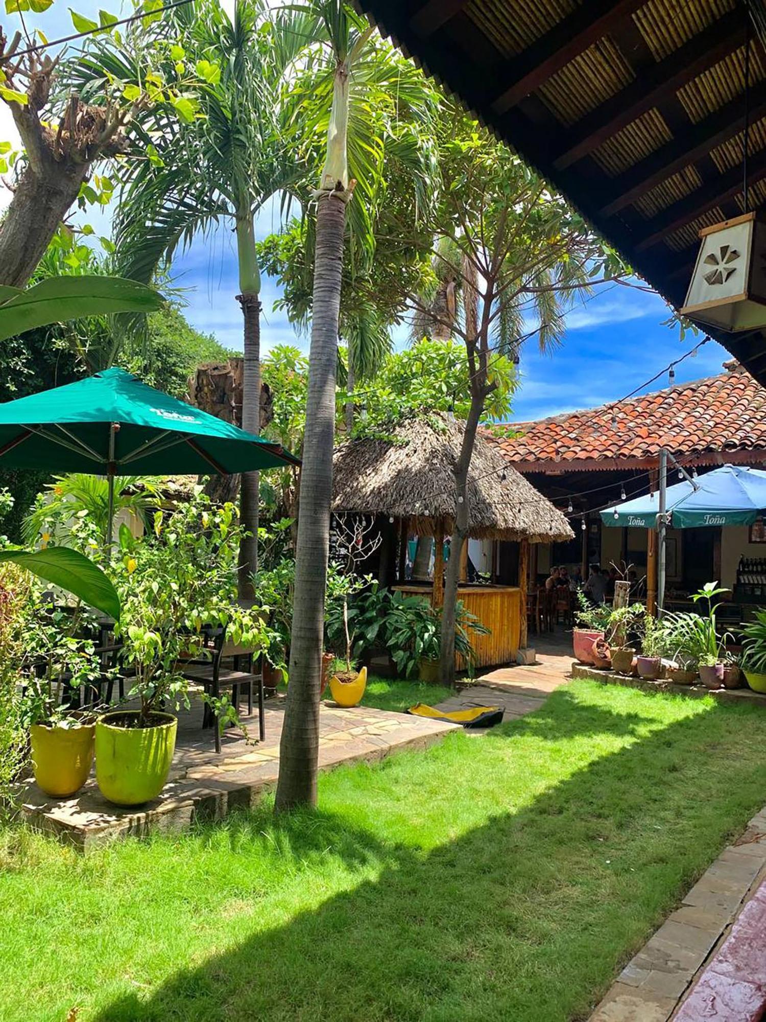 Viavia Hostel
