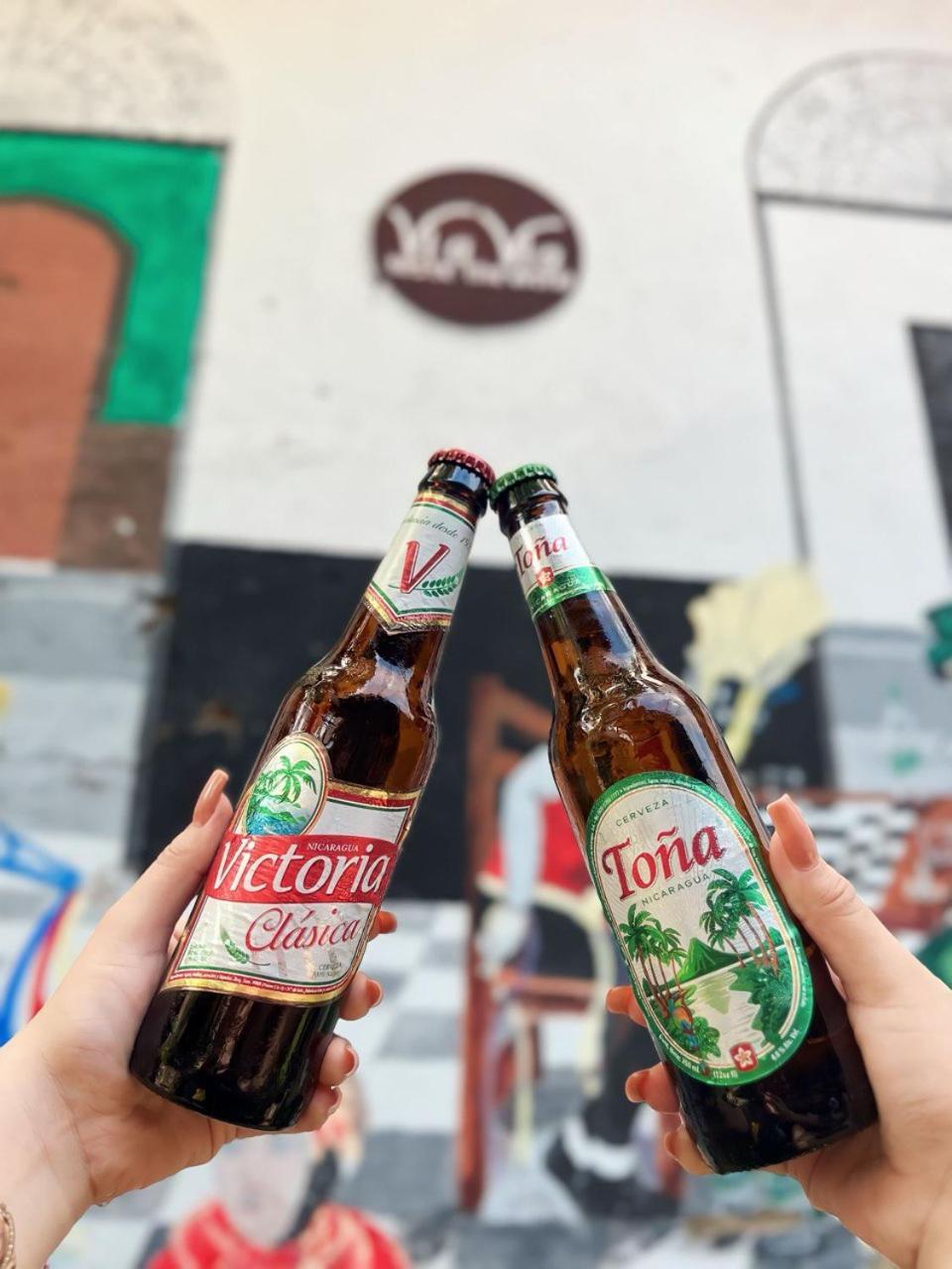 Viavia * León